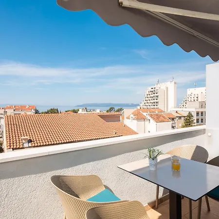 Apartment Near Central Beach With Free Parking Makarska